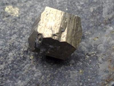 金屬礦石 定義、分類(lèi)與常見(jiàn)類(lèi)型